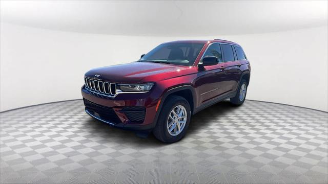 2024 Jeep Grand Cherokee GRAND CHEROKEE LAREDO X 4X4