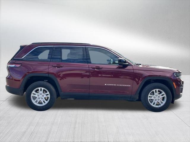 2024 Jeep Grand Cherokee GRAND CHEROKEE LAREDO 4X4