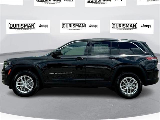 2024 Jeep Grand Cherokee GRAND CHEROKEE LAREDO X 4X4