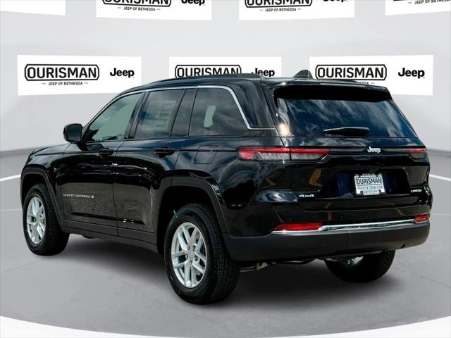 2024 Jeep Grand Cherokee GRAND CHEROKEE LAREDO X 4X4