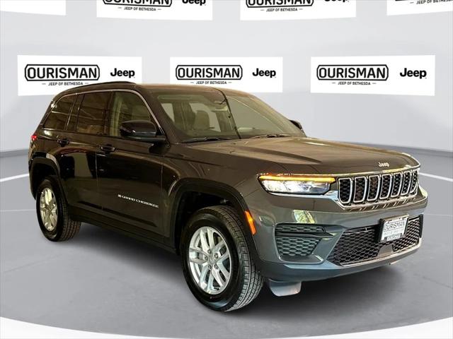 2024 Jeep Grand Cherokee GRAND CHEROKEE LAREDO X 4X4