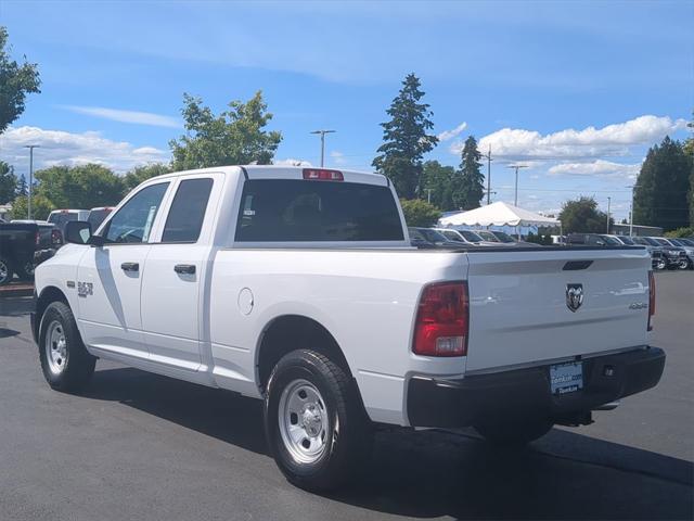 2024 RAM Ram 1500 Classic RAM 1500 CLASSIC TRADESMAN QUAD CAB 4X4 64 BOX