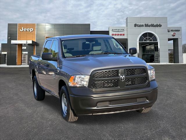 2024 RAM Ram 1500 Classic RAM 1500 CLASSIC TRADESMAN CREW CAB 4X4 57 BOX