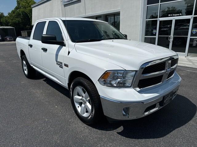 2024 RAM Ram 1500 Classic RAM 1500 CLASSIC TRADESMAN CREW CAB 4X4 57 BOX