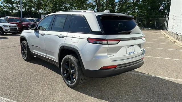 2024 Jeep Grand Cherokee GRAND CHEROKEE LIMITED 4X4