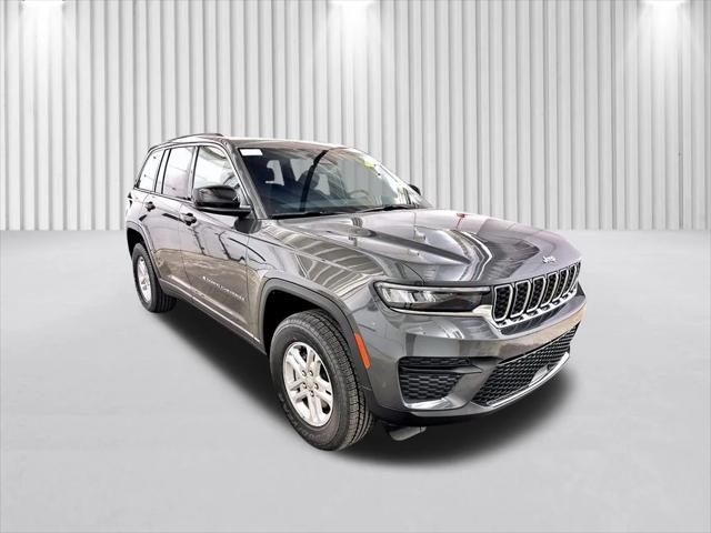 2024 Jeep Grand Cherokee GRAND CHEROKEE LAREDO 4X4