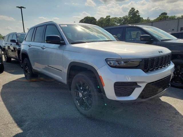 2024 Jeep Grand Cherokee GRAND CHEROKEE ALTITUDE 4X4