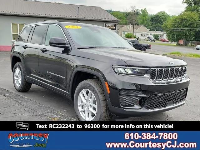 2024 Jeep Grand Cherokee GRAND CHEROKEE LAREDO X 4X4