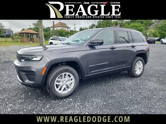 2024 Jeep Grand Cherokee GRAND CHEROKEE LAREDO X 4X4