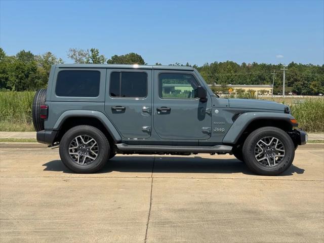 2024 Jeep Wrangler WRANGLER 4-DOOR SAHARA