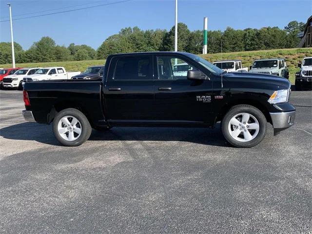 2024 RAM Ram 1500 Classic RAM 1500 CLASSIC TRADESMAN CREW CAB 4X4 57 BOX