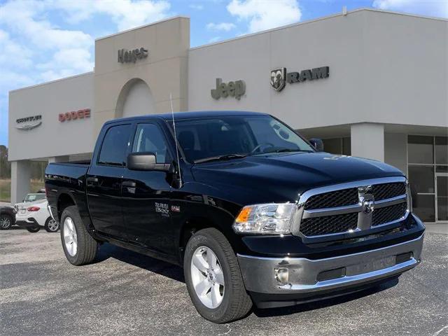 2024 RAM Ram 1500 Classic RAM 1500 CLASSIC TRADESMAN CREW CAB 4X4 57 BOX