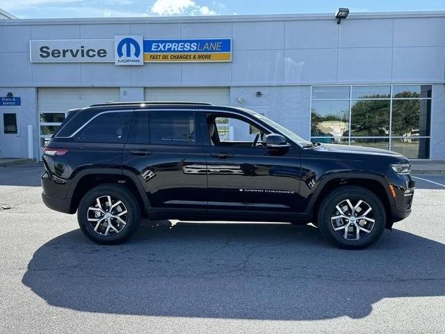 2024 Jeep Grand Cherokee GRAND CHEROKEE LIMITED 4X4