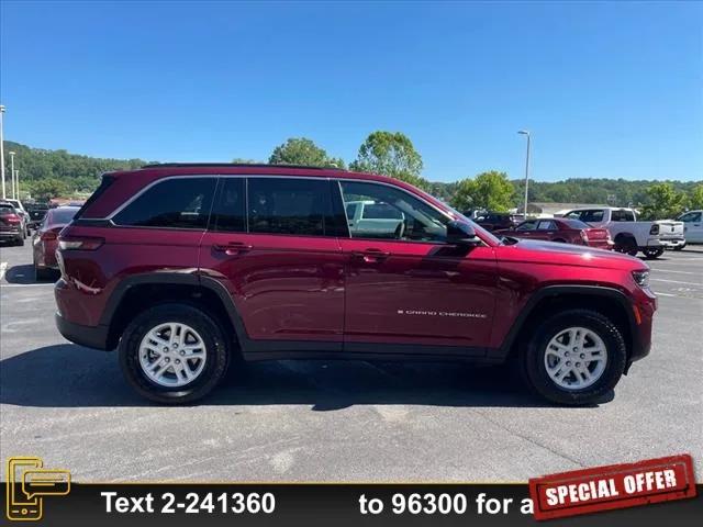 2024 Jeep Grand Cherokee GRAND CHEROKEE LAREDO 4X4