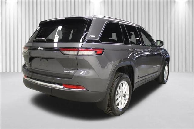 2024 Jeep Grand Cherokee GRAND CHEROKEE LAREDO X 4X4