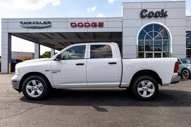 2024 RAM Ram 1500 Classic RAM 1500 CLASSIC TRADESMAN CREW CAB 4X4 57 BOX