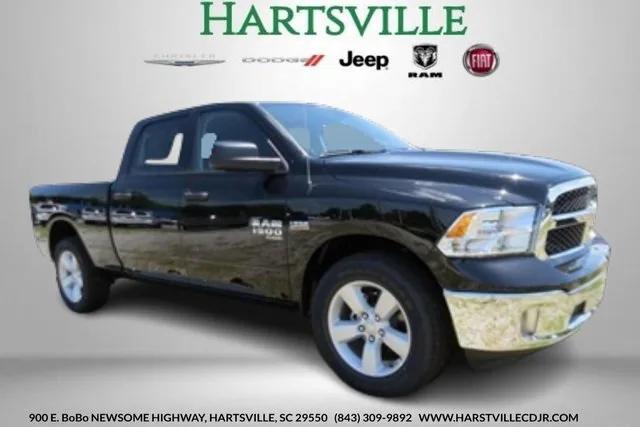 2024 RAM Ram 1500 Classic RAM 1500 CLASSIC TRADESMAN CREW CAB 4X4 64 BOX