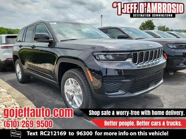 2024 Jeep Grand Cherokee GRAND CHEROKEE LAREDO X 4X4