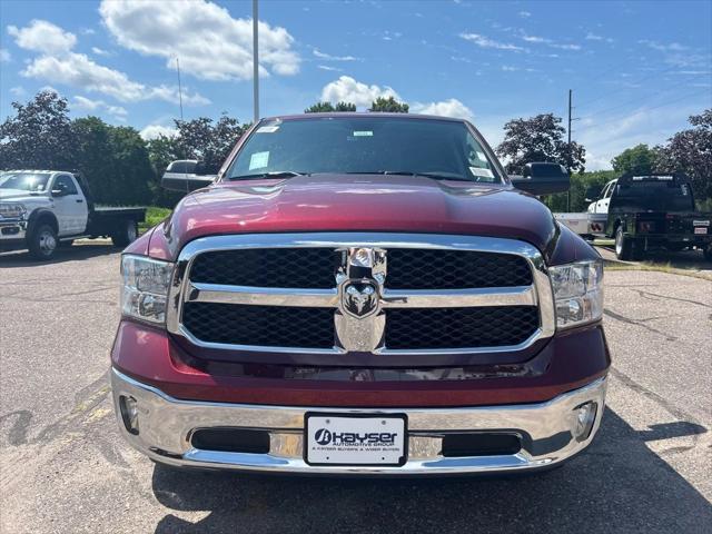 2024 RAM Ram 1500 Classic RAM 1500 CLASSIC TRADESMAN QUAD CAB 4X4 64 BOX