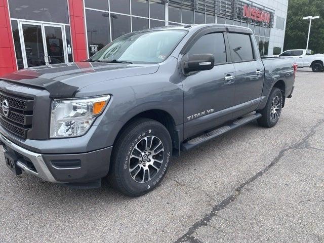 2020 Nissan TITAN Crew Cab SV 4x4