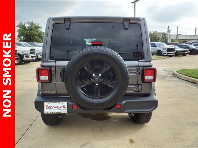 2022 Jeep Wrangler Unlimited Sahara Altitude 4x4