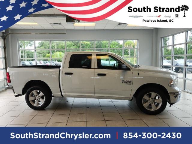 2023 RAM Ram 1500 Classic RAM 1500 CLASSIC TRADESMAN CREW CAB 4X4 57 BOX