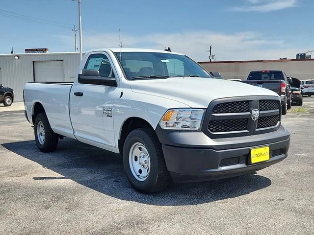 2023 RAM Ram 1500 Classic RAM 1500 CLASSIC TRADESMAN REGULAR CAB 4X4 8 BOX