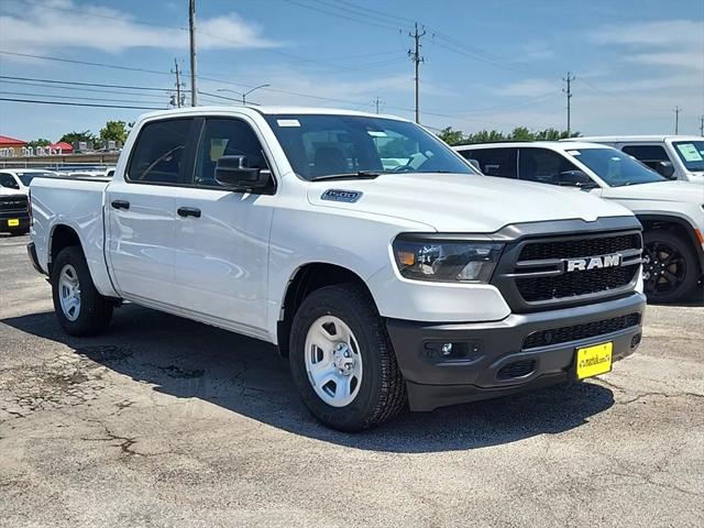 2023 RAM Ram 1500 RAM 1500 TRADESMAN CREW CAB 4X2 57 BOX