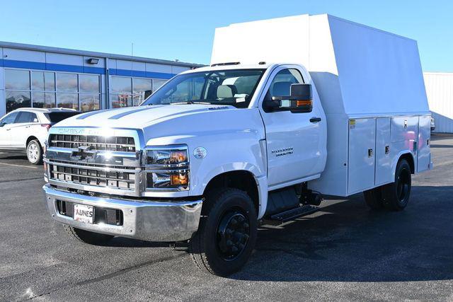 2024 Chevrolet Silverado 6500HD 1WT