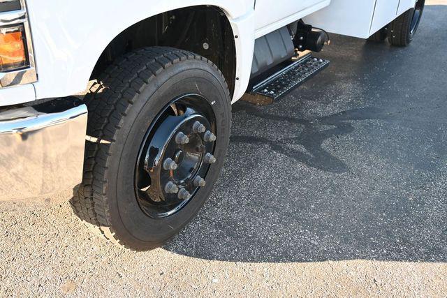 2024 Chevrolet Silverado 6500HD 1WT