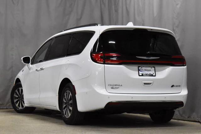 2021 Chrysler Pacifica Hybrid Touring L