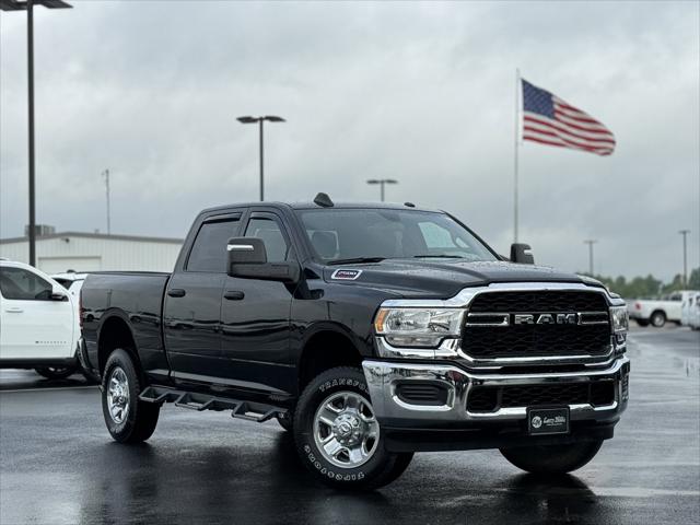 2024 RAM 2500 Tradesman Crew Cab 4x4 64 Box