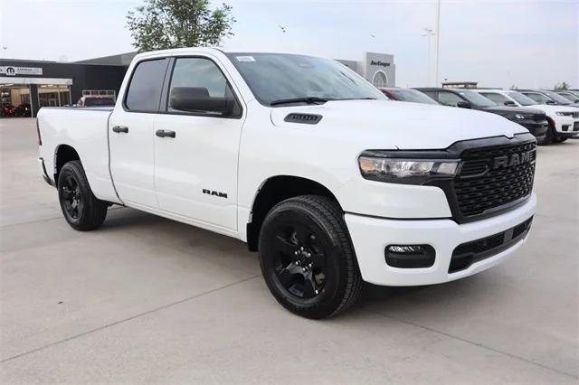 2025 RAM Ram 1500 RAM 1500 TRADESMAN QUAD CAB 4X4 64 BOX