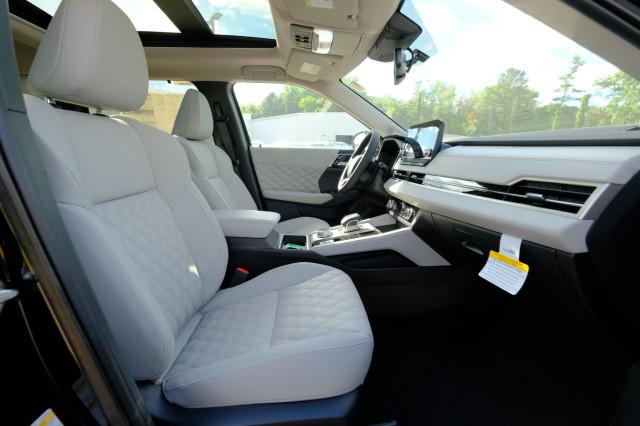 2024 Mitsubishi Outlander SEL Platinum Edition S-AWC
