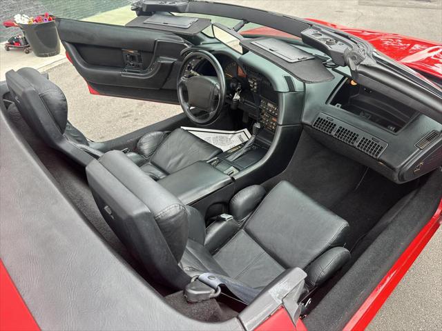 1993 Chevrolet Corvette Convertible 2D