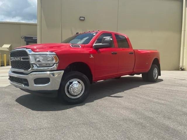 2024 RAM Ram 3500 RAM 3500 TRADESMAN CREW CAB 4X4 8 BOX