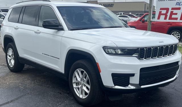 2023 Jeep Grand Cherokee L Laredo 4x4