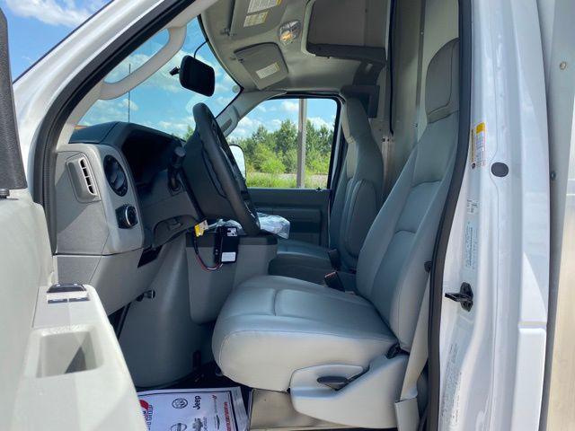 2025 Ford E-350 Cutaway Base