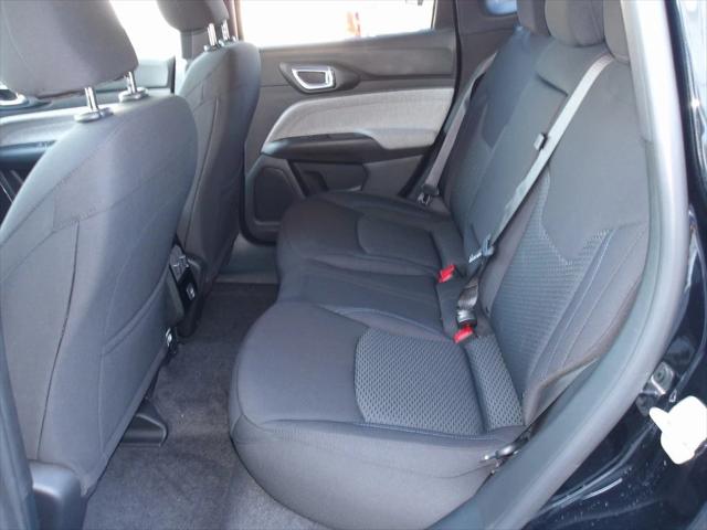 2024 Jeep Compass COMPASS SPORT 4X4