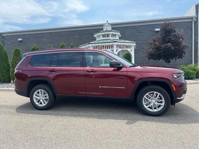 2024 Jeep Grand Cherokee GRAND CHEROKEE L LAREDO X 4X4