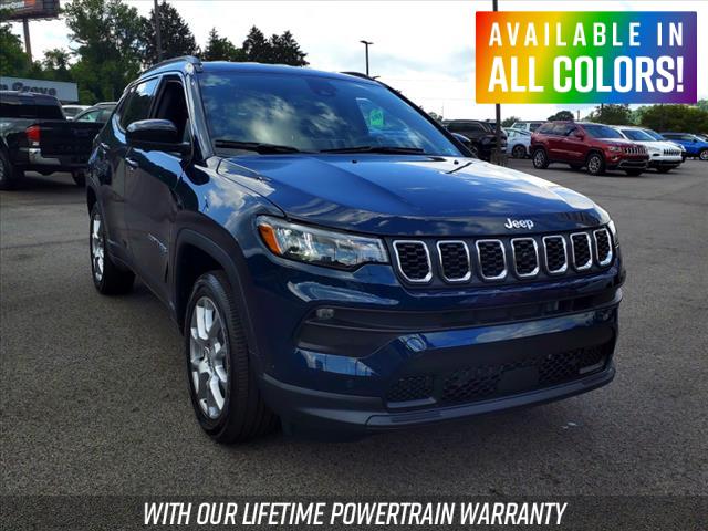 2024 Jeep Compass COMPASS LATITUDE LUX 4X4