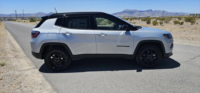 2024 Jeep Compass COMPASS LATITUDE 4X4