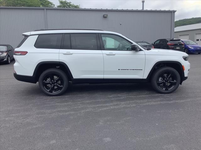 2024 Jeep Grand Cherokee GRAND CHEROKEE L LIMITED 4X4