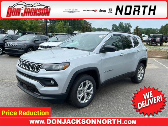 2024 Jeep Compass COMPASS LATITUDE 4X4