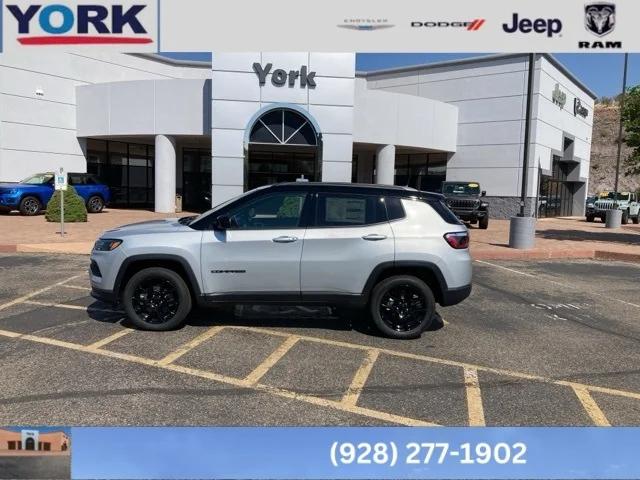 2024 Jeep Compass COMPASS LATITUDE 4X4