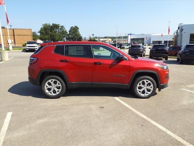 2024 Jeep Compass COMPASS SPORT 4X4