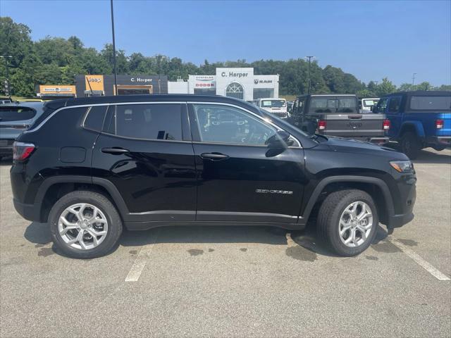 2024 Jeep Compass COMPASS SPORT 4X4