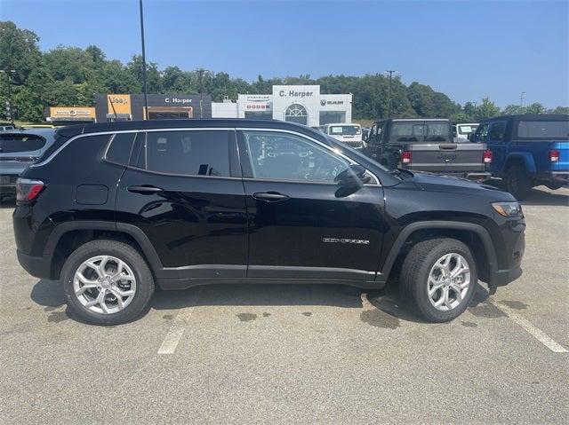 2024 Jeep Compass COMPASS SPORT 4X4