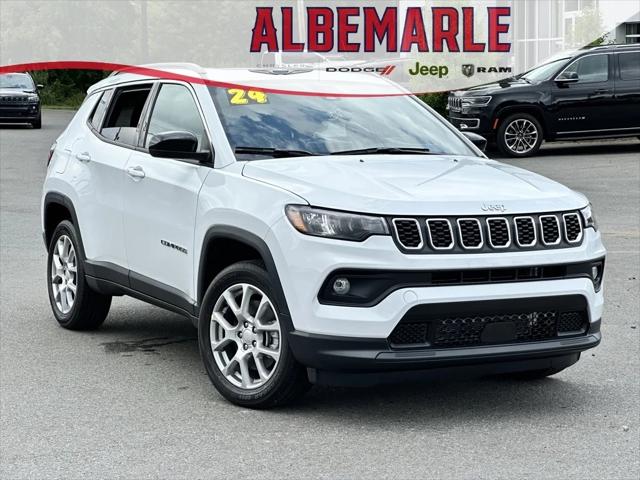 2024 Jeep Compass COMPASS LATITUDE LUX 4X4