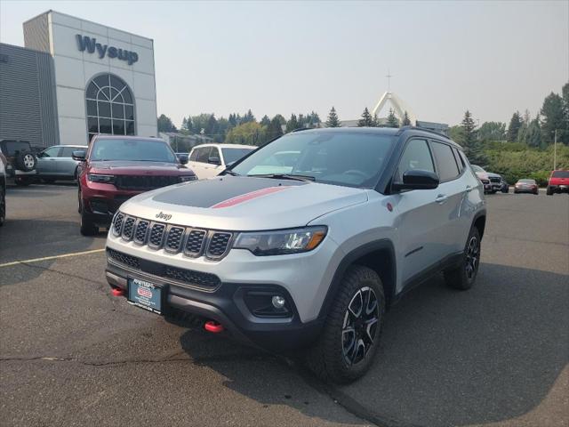 2024 Jeep Compass COMPASS TRAILHAWK 4X4